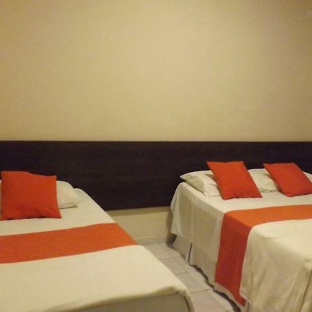רג'יסטרו Hotel Calixtro מראה חיצוני תמונה