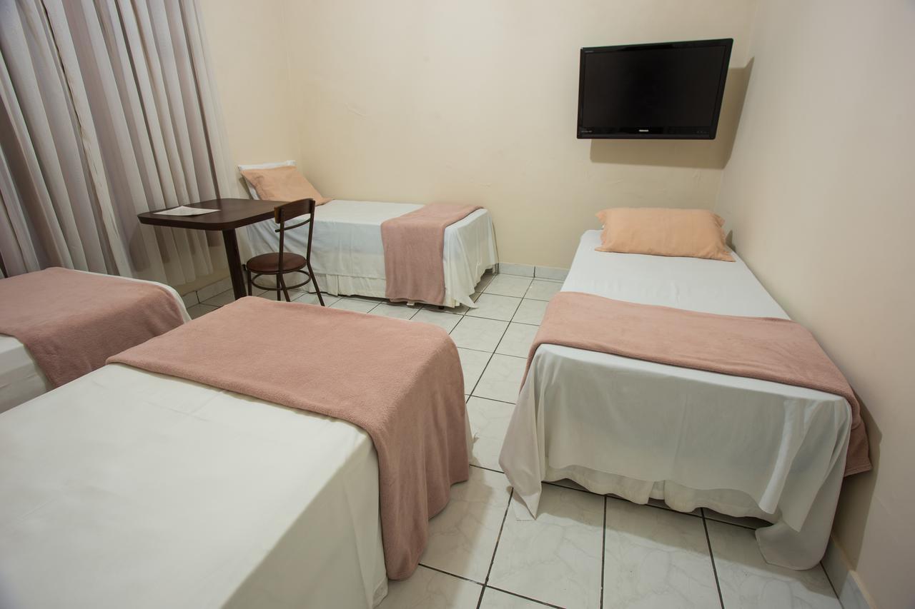 רג'יסטרו Hotel Calixtro מראה חיצוני תמונה