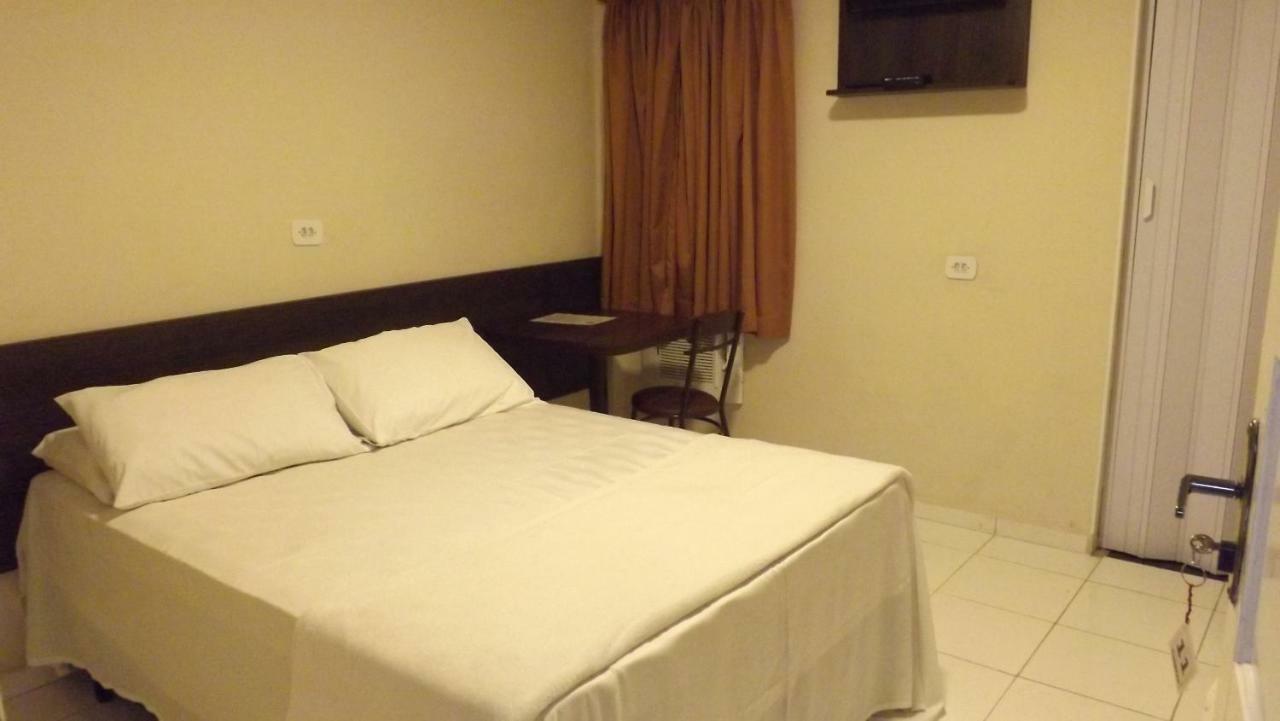 רג'יסטרו Hotel Calixtro מראה חיצוני תמונה